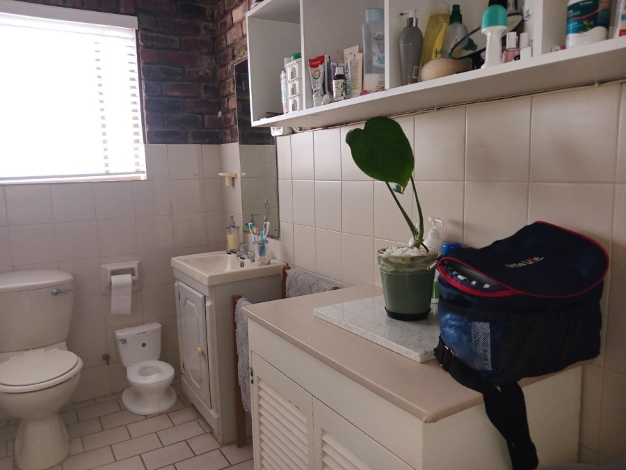 5 Bedroom Property for Sale in Dana Bay Western Cape